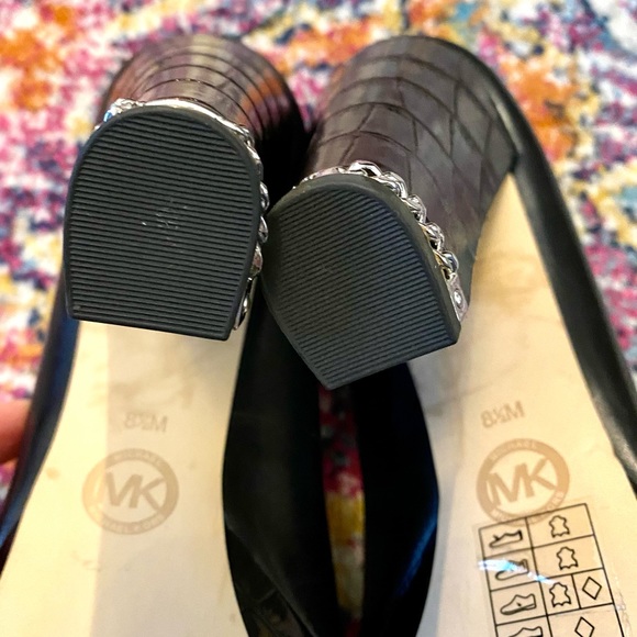 Michael Kors Sabrina Platform leather almond toe pumps -black size 8&1/2 - Picture 9 of 12